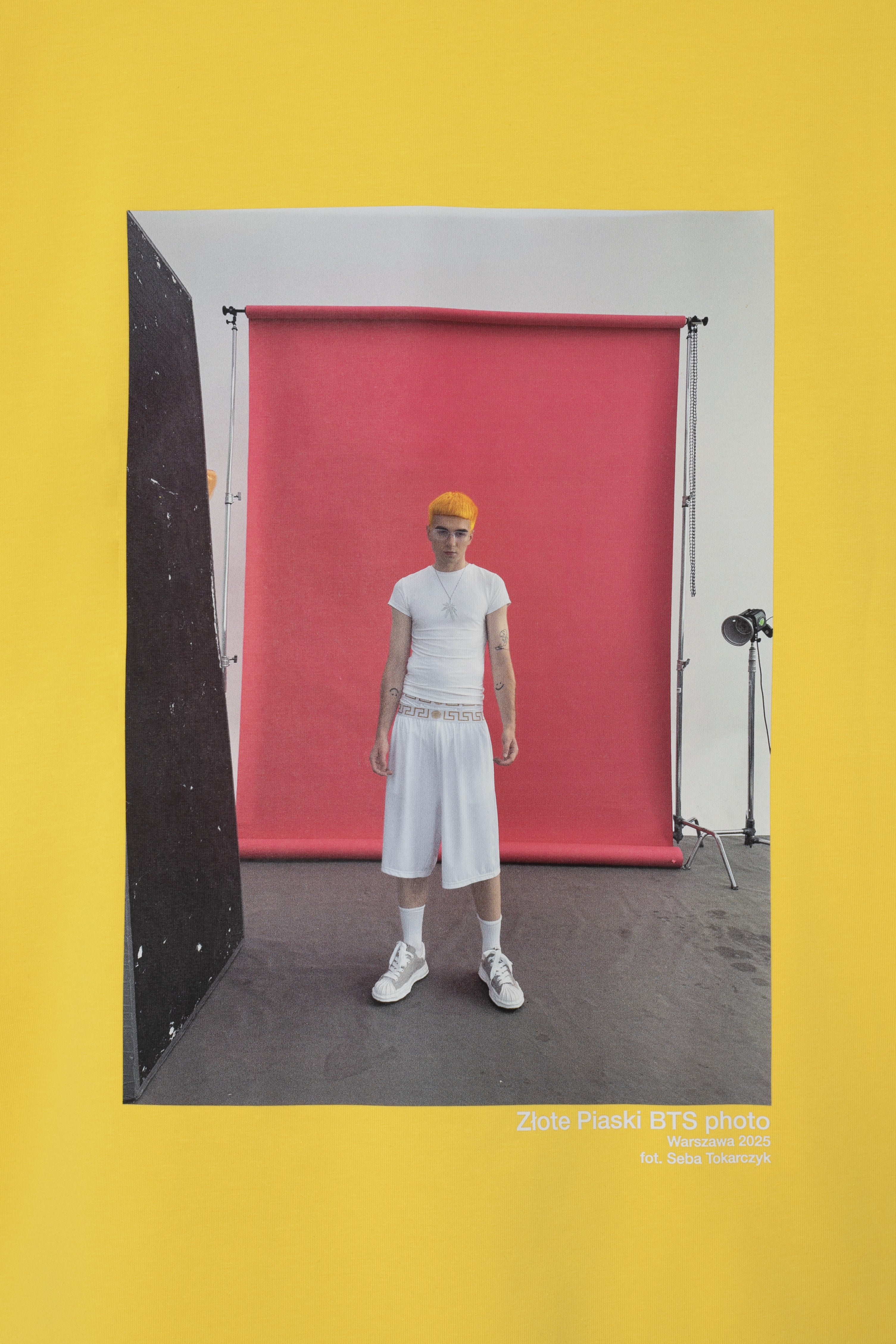 YELLOW T-SHIRT